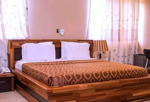 Whyte View Lodge, Room