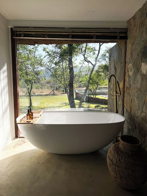 Ilanga Lodge, Bathroom