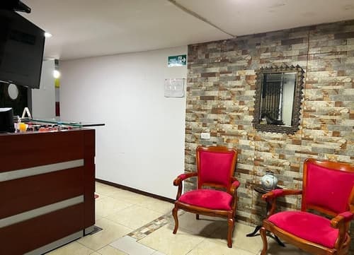 Hotel Calantha, Interior detail