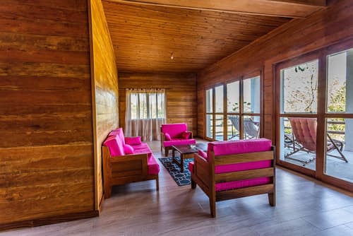 Eulophiella, Living area