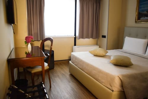 Hotel Valentino Du Parc, Room