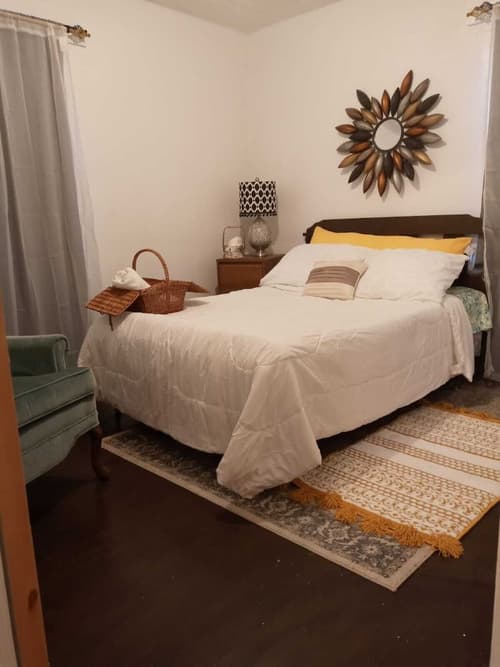 Super Comfy Room at a Great Location, Room