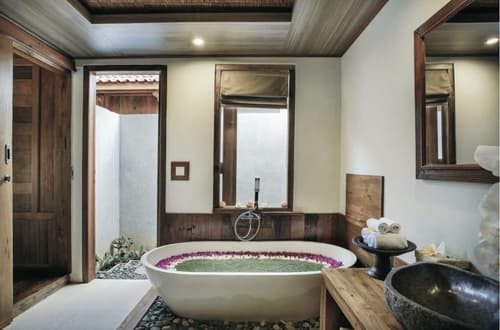 Keraman Suite Ubud, Bathroom