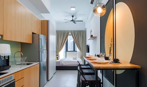 The Luxe & The Colony, KLCC, Room