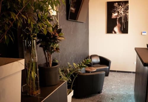 Olivia Rooms, Reception