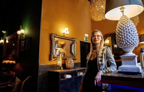 Hotel Lincoln Lounge, Reception