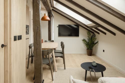 Líbere Bilbao Ledesma, Living area