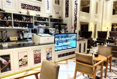 Verta Hotel Qouraish, Restaurant