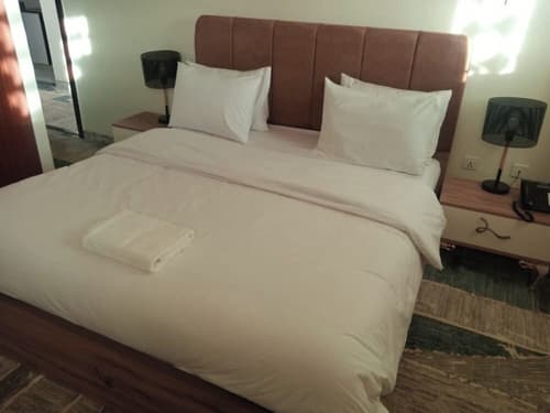 Niamey Mall & Residence, Room