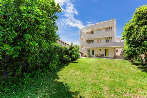 Rosic Apartments, Garden