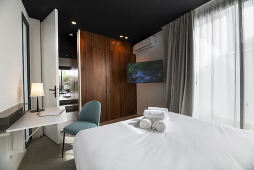 Clos de la Rivière, Room