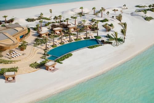 Nujuma, A Ritz-Carlton Reserve, Pool