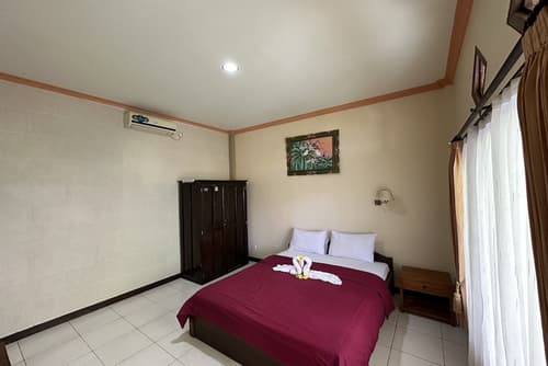 Taxa Raya Guest House, Room