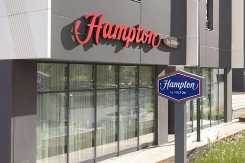 Hampton By Hilton Malaga Martiricos, Exterior