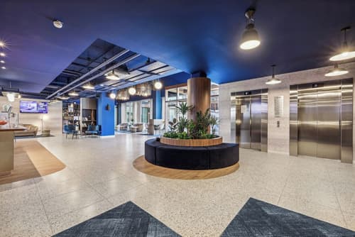 Akena Serris  Val d'Europe, Lobby