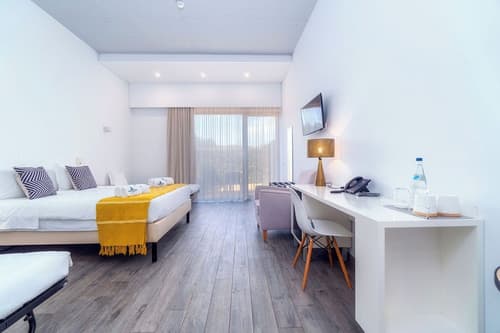 Mercedes Country House, Room