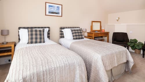 Beinn Bhracaigh, Room