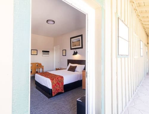 Stovepipe Wells Village Hotel - Inside The Park, Room