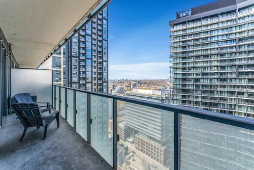 The Estate Entertainment District, Terrace/patio