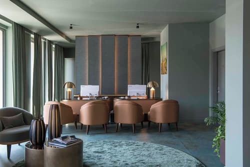 Columbus Urban Resort, Reception