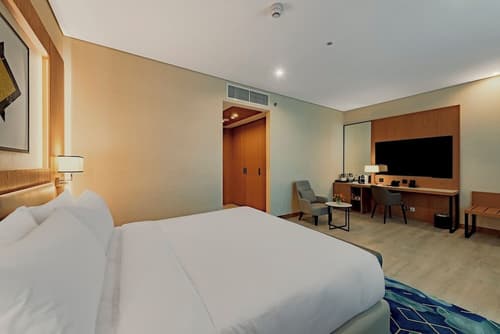 Millennium Al Masar, Room
