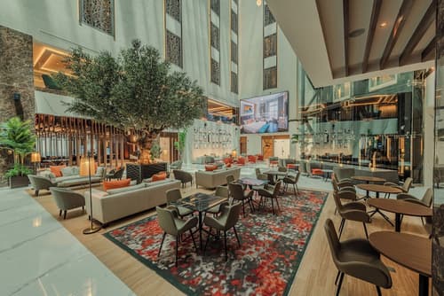 Millennium Al Masar, Lobby sitting area