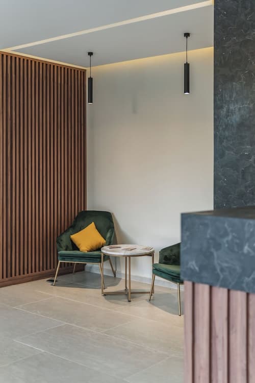 Hotel Chariot, Reception