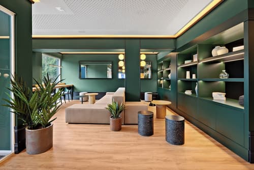 B&B Hotel Santiago Milladoiro, Reception