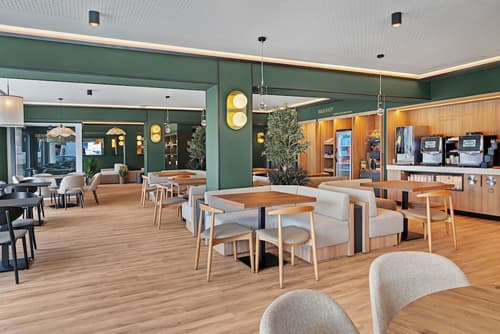 B&B Hotel Santiago Milladoiro, Reception