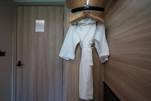 Wyndham Garden Legend Halong, Bathroom