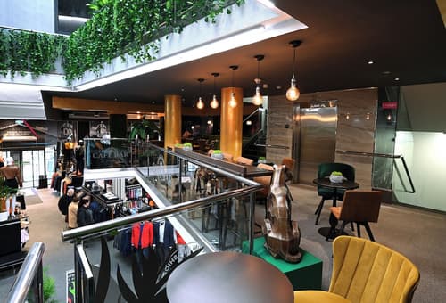 Fashion City Hotel, Coffee shop