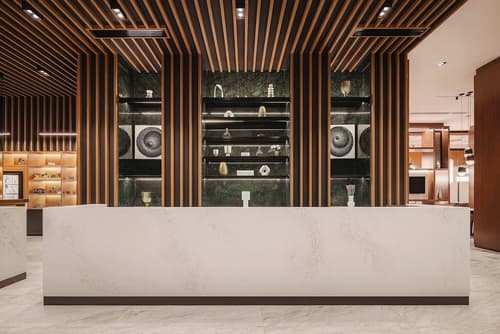 AC Hotel Santiago de los Caballeros, Reception