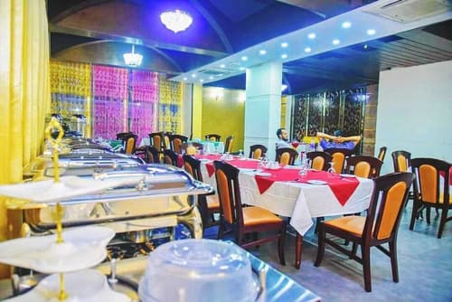 Crystal Rose Sylhet, Restaurant