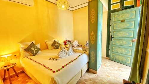 The Little Hara, Room