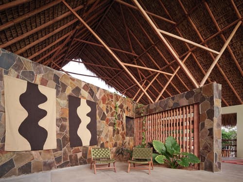 Cocolia Hotel, Lobby sitting area