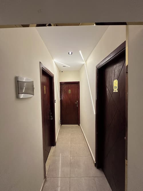 Taj pyramids view inn, Room