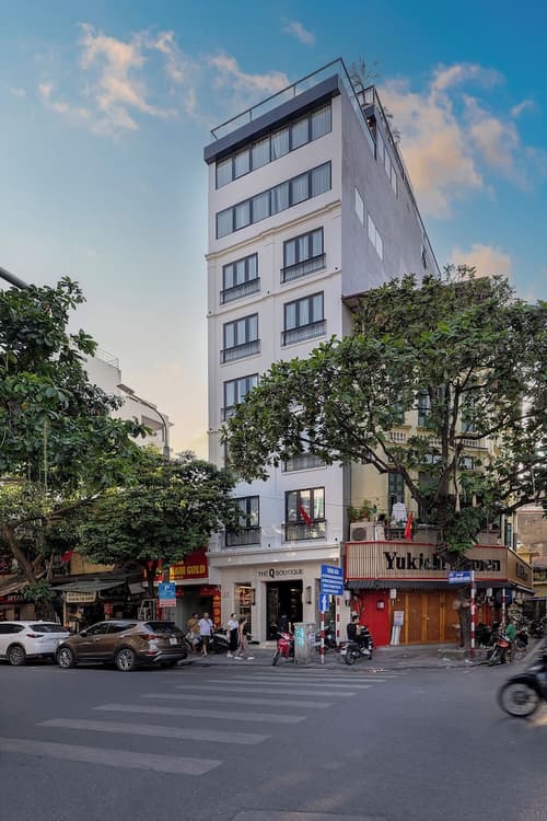 The Q Boutique Hotel, Front of property