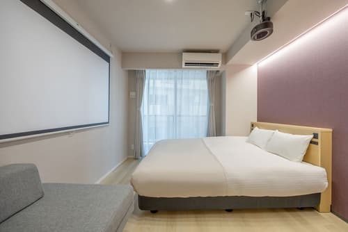 Minn Umeda Nakazakicho, Room