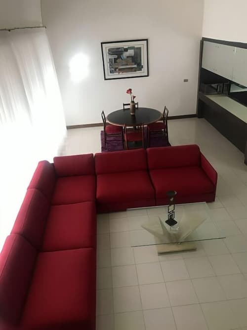 Hotel Cuarta Avenida, Reception