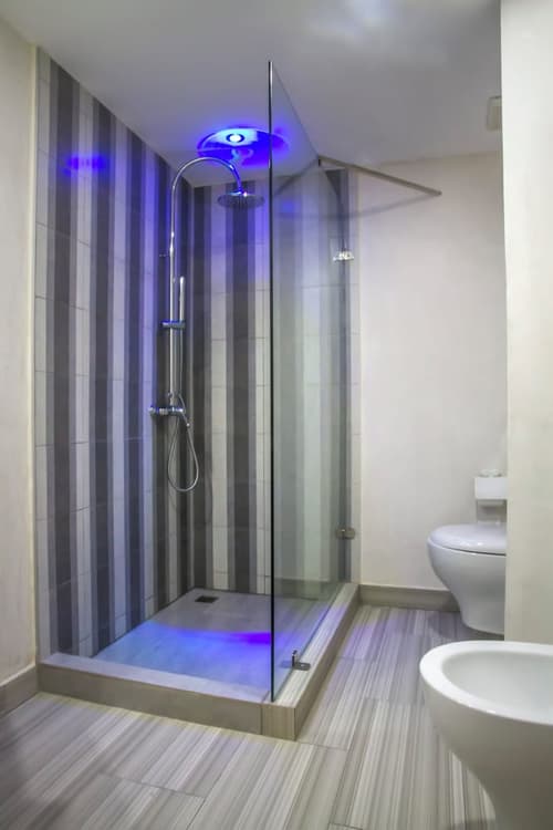 Hotel Alkquimia, Bathroom