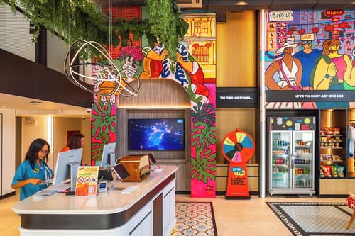 Lub d Bangkok Chinatown, Reception