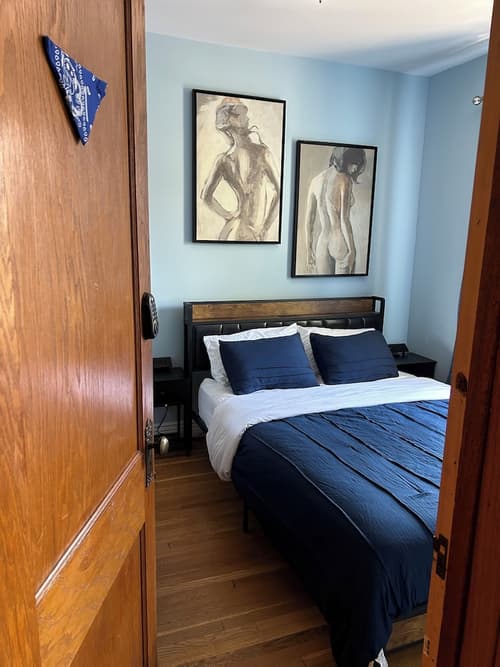 Dorothy's, Primary image