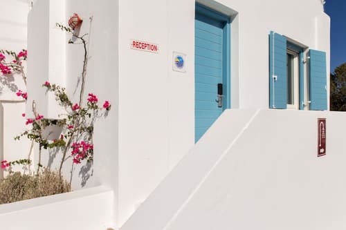 Fivos Apartments, Reception