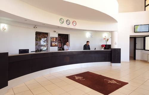 Farah Inn Ifrane, Reception