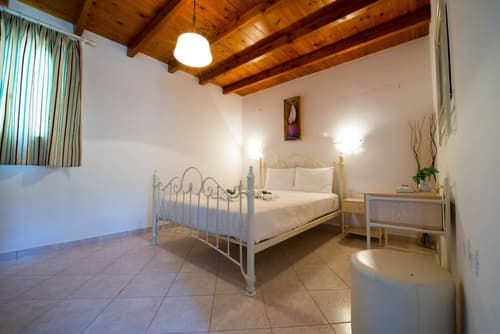 Amorgion Village, Room