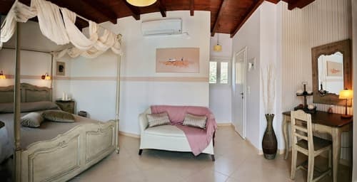 Amorgion Village, Room