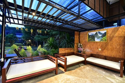 The Breeze Lipe Resort, Lobby