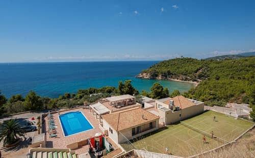 Alonissos Beach Bungalows & Suites Hotel, Primary image