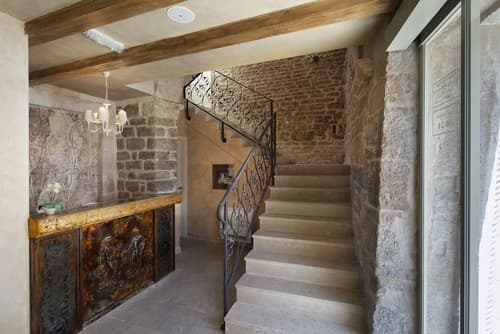 Heritage Hotel Life Palace, Reception