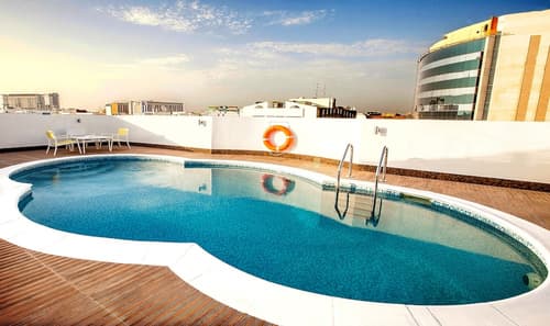 Al Sarab Hotel, Outdoor pool